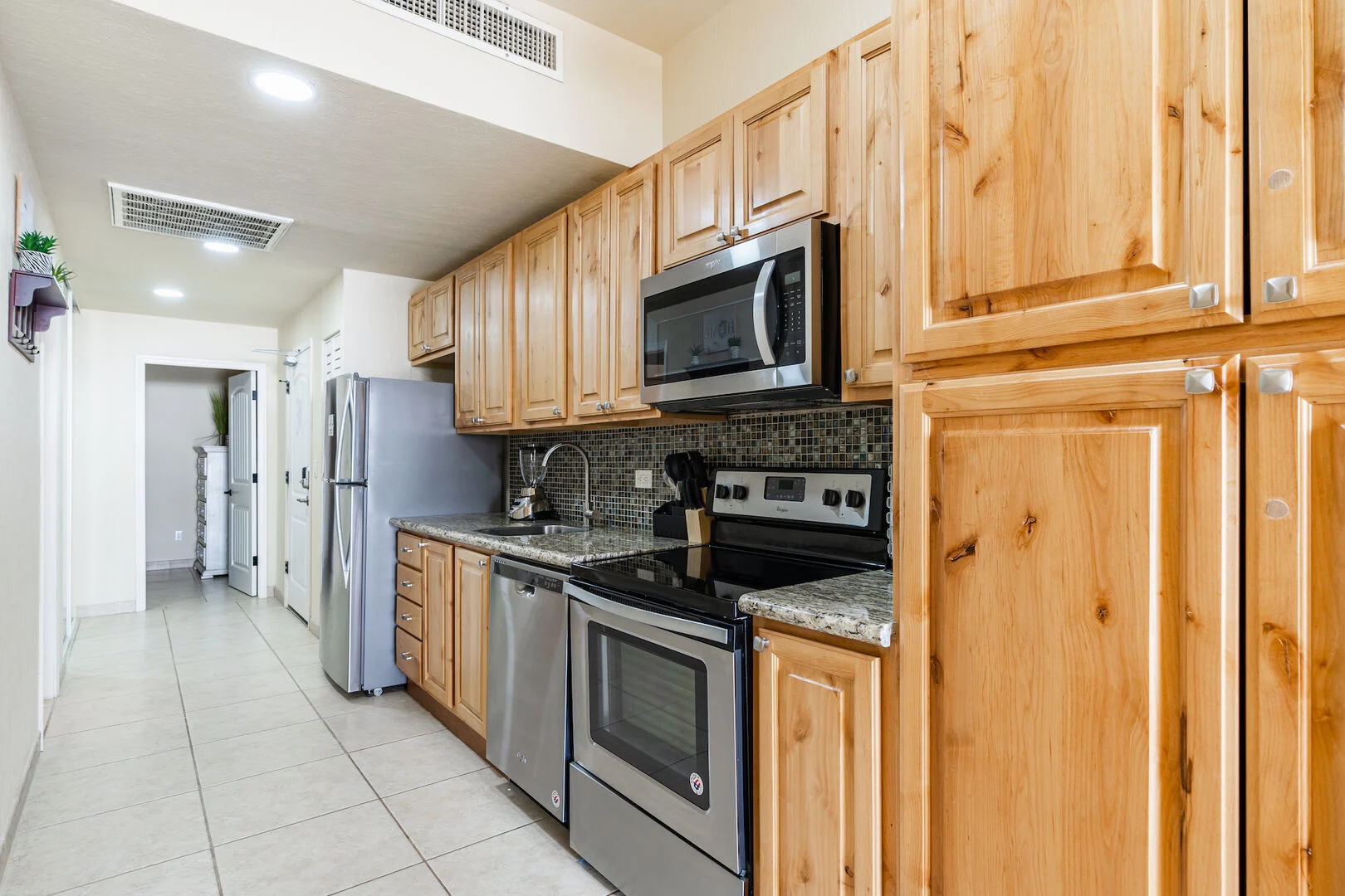 C-30205 | 3 Half Bedrooms