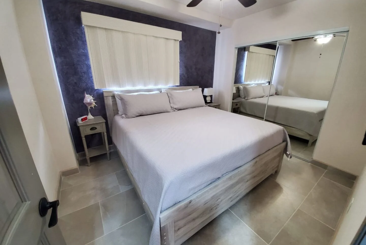 C-30702 | 1 Bedroom