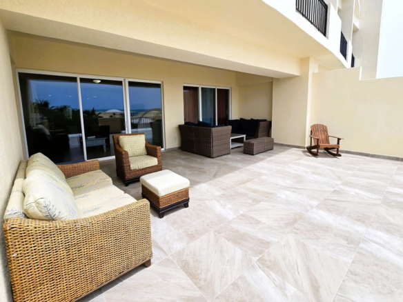 C-30206 | 3 Bedroom EXTRA LARGE PATIO