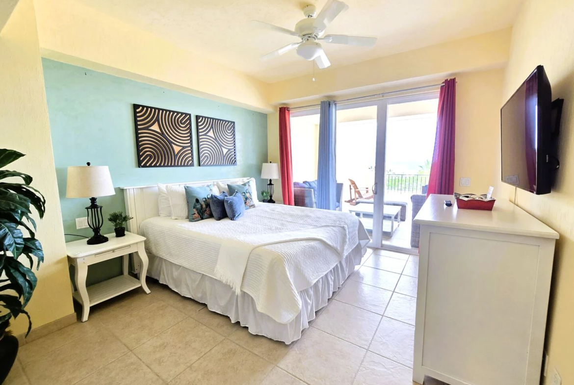 C-30206 | 3 Bedroom EXTRA LARGE PATIO