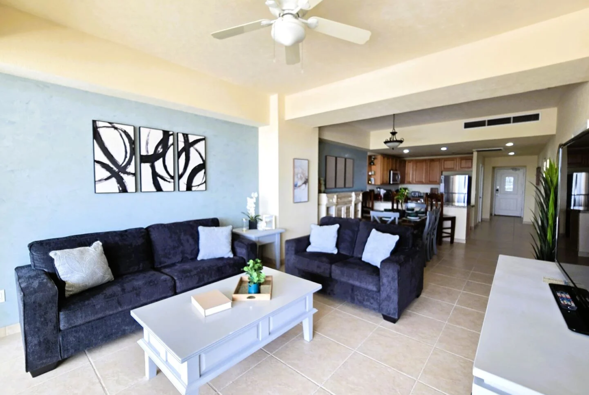 C-30206 | 3 Bedroom EXTRA LARGE PATIO