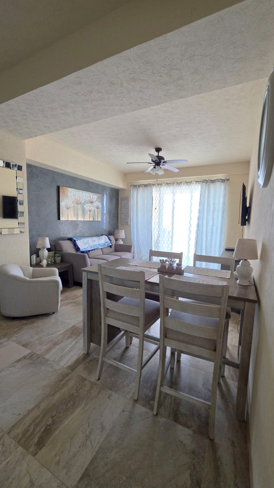 504b C-30504 | 1 Bedroom