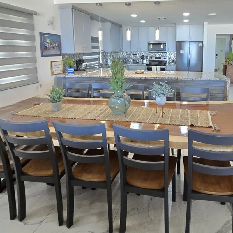 Banner Visit Dinner Kitchen